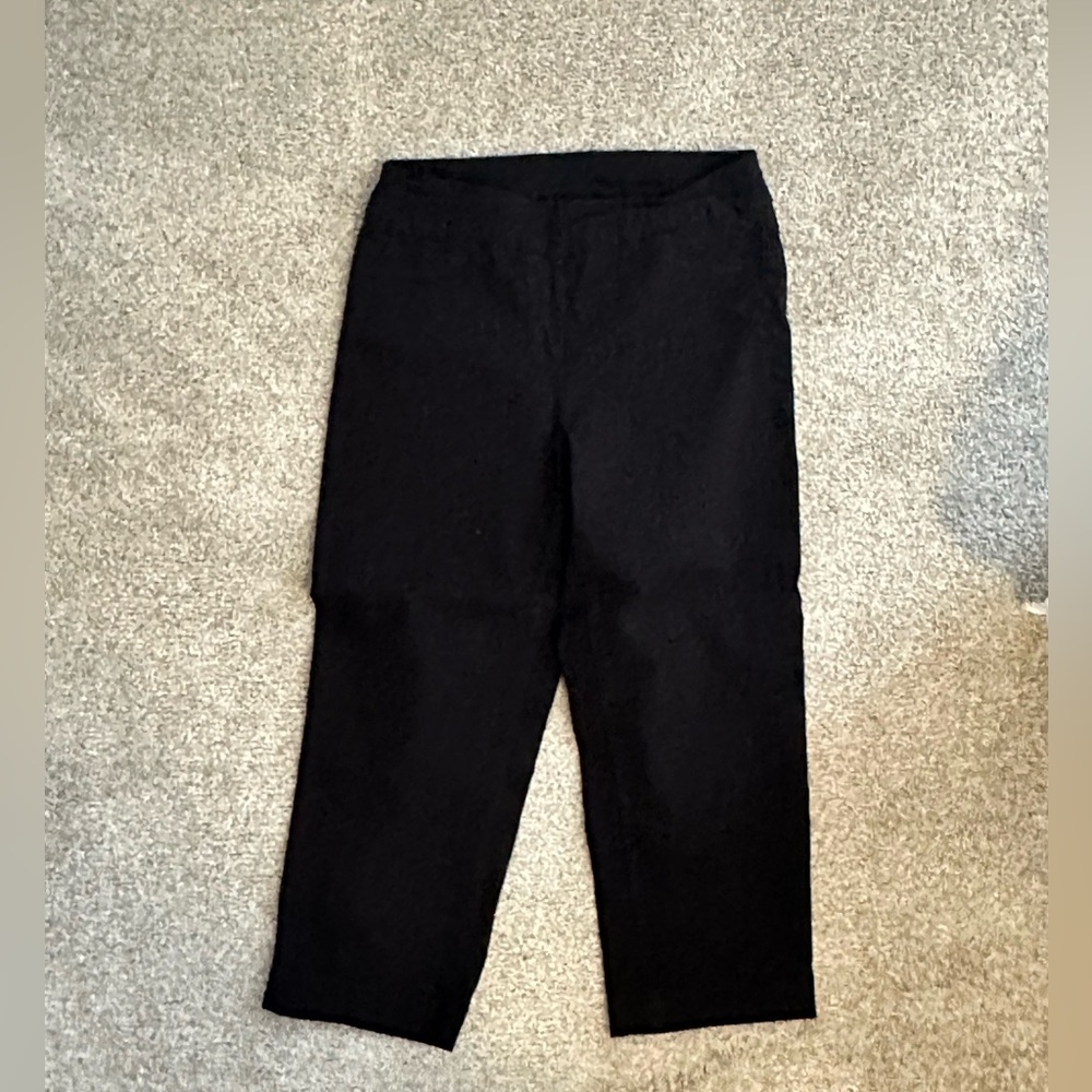 Black capri work pants, size 4